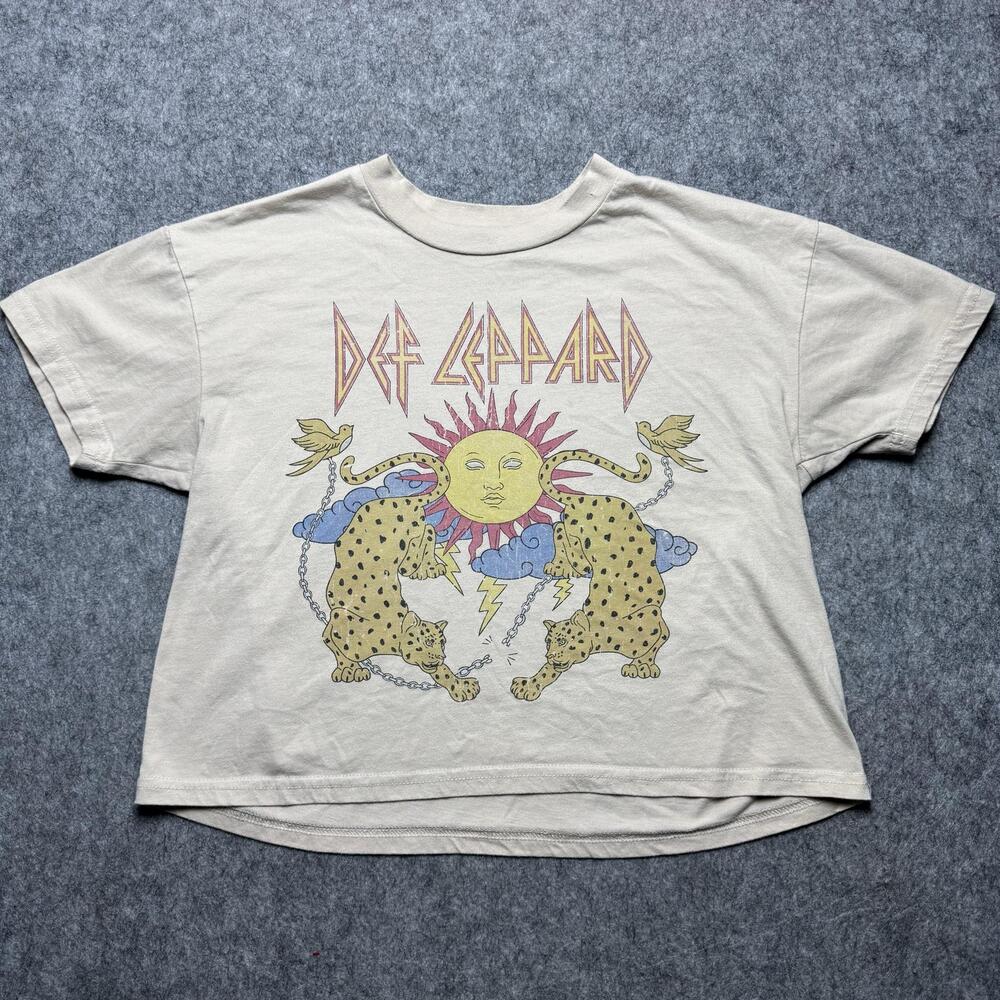 Def Leppard Shirt Womens Small Cropped VTG Graphic Band Tee Goodie Two Sleeves